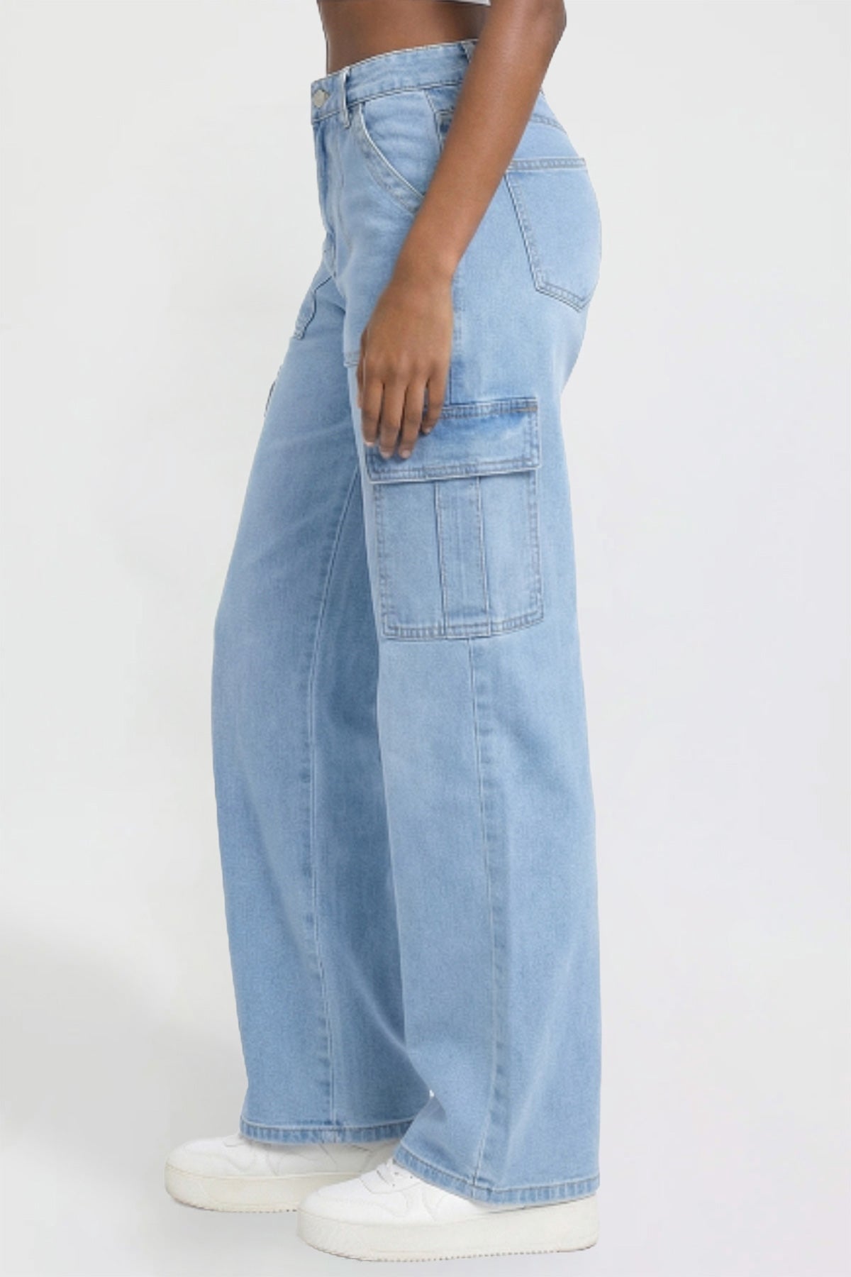 Fashnica -Women's- Low -Rise --Relaxed- Cargo -Jeans.jpg