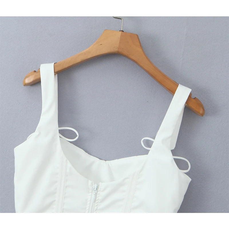 Fashnica Chic Ruffle Hem Sleeveless Party Crop