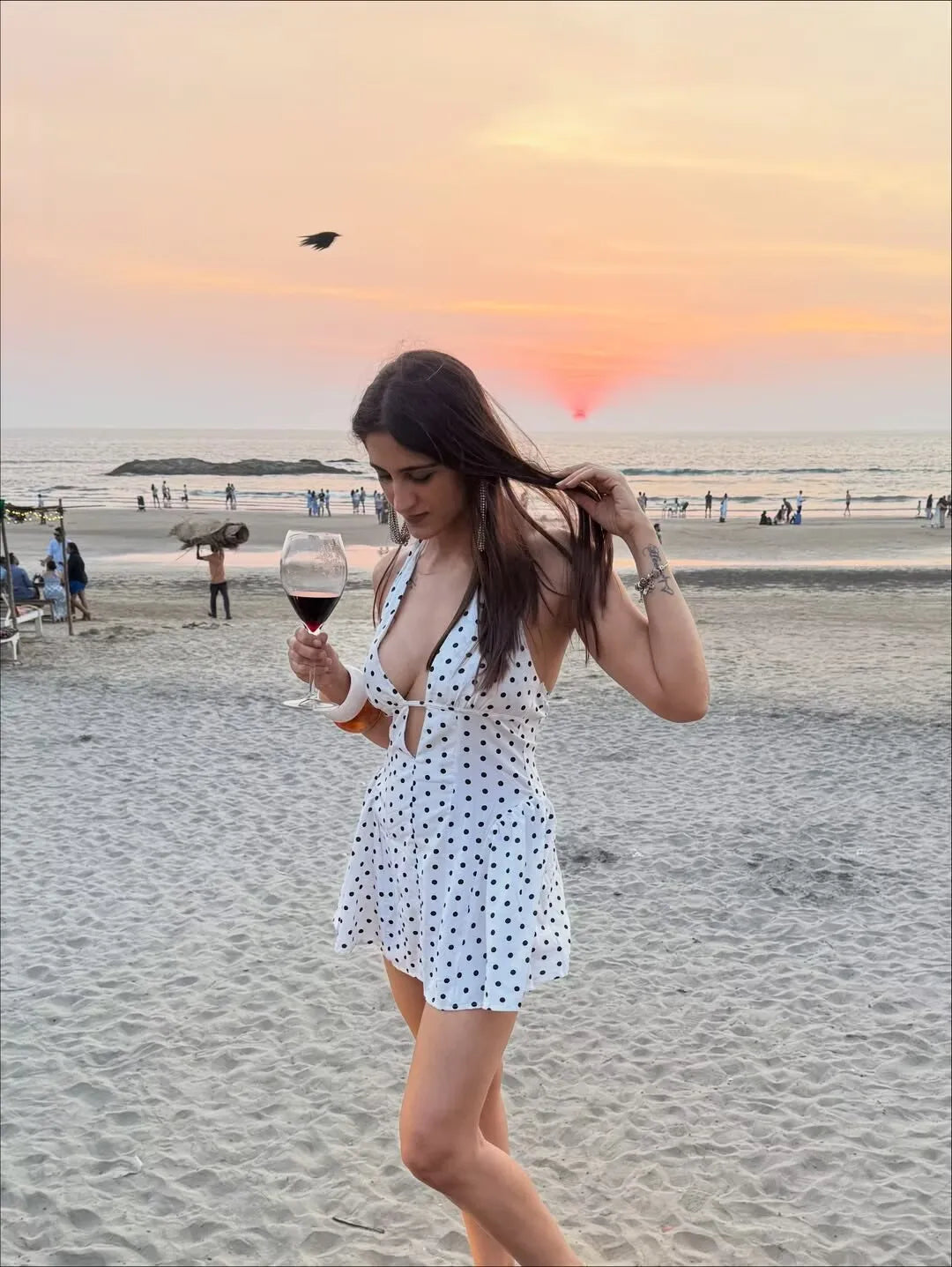 Fashnica Chic Retro Polka Dot Backless Halter Dress